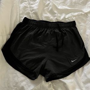 ⭐️Nike grey/black athletic shorts